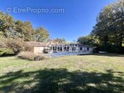 Maison à SAINT-SULPICE-ET-CAMEYRAC