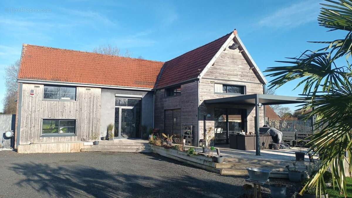 Maison à DOUDELAINVILLE