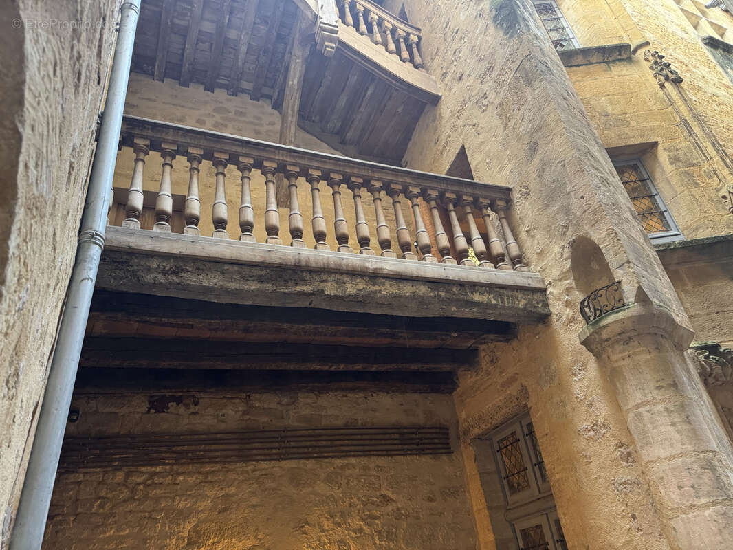 Appartement à SARLAT-LA-CANEDA