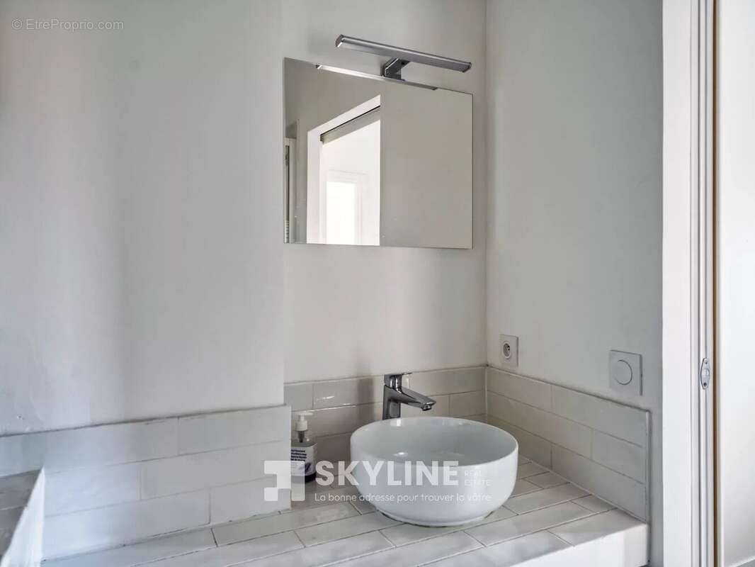 Appartement 60 m² à Marseille-7e  - photo 7
