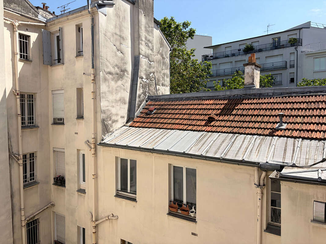 Appartement à PARIS-11E