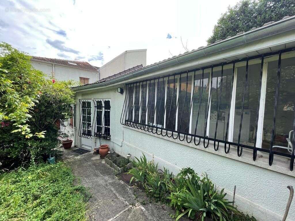 Maison à MONTREUIL