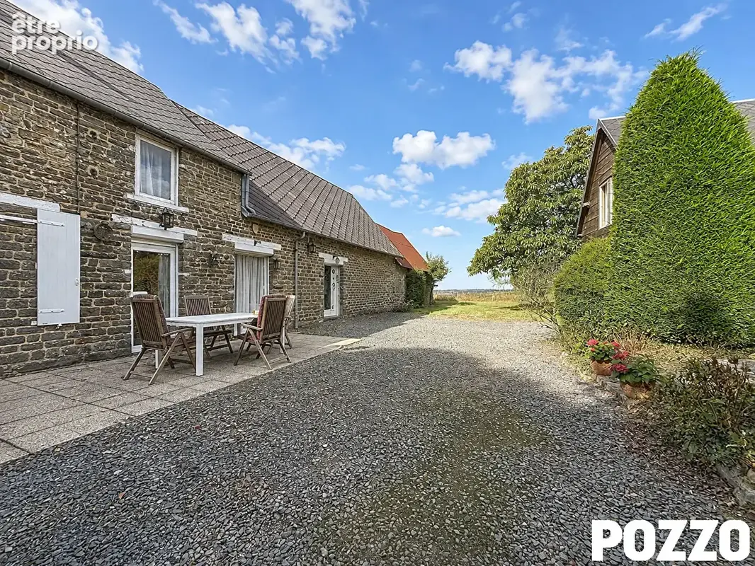A VENDRE - Maison individuelle avec vue exceptionnelle et gîte intégré !! - photo 2