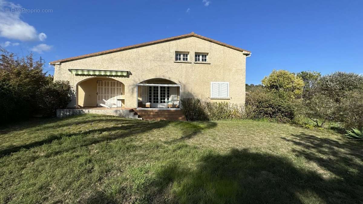 Maison à SANTA-LUCIA-DI-MORIANI