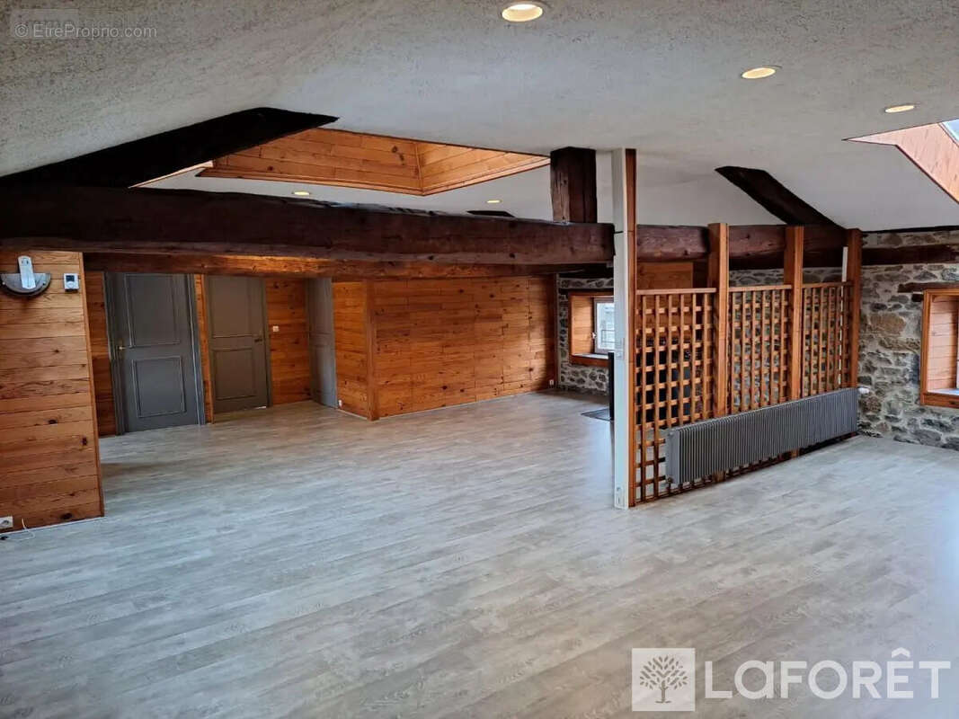 Appartement à SAINT-FLOUR