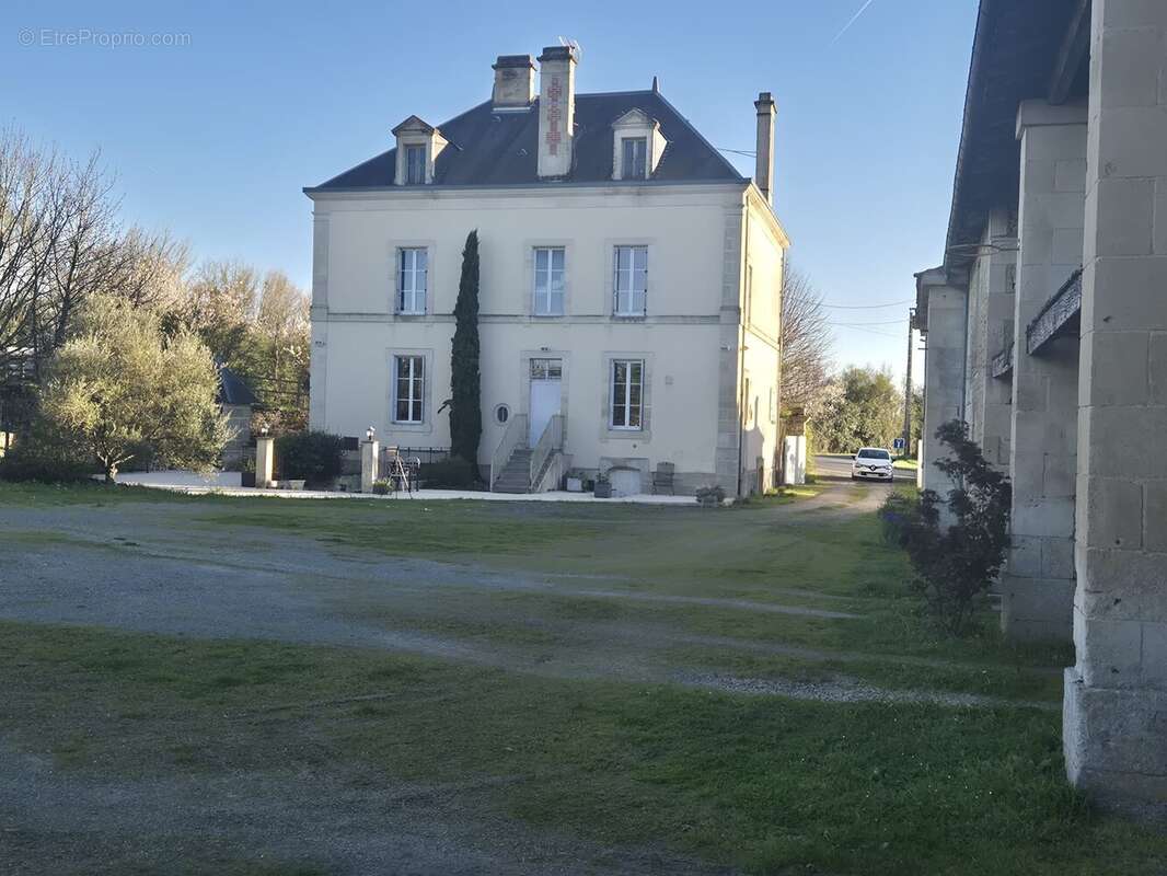 Maison à ECHIRE