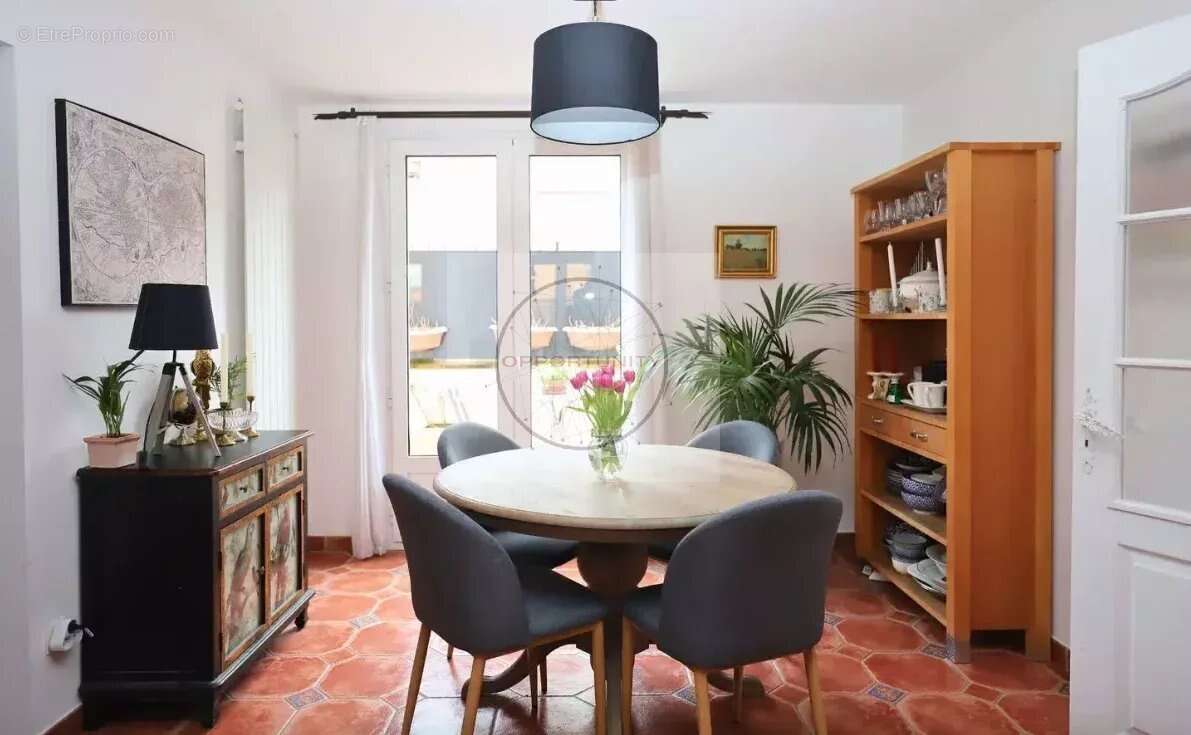 Maison 228 m² à Bagnolet  - photo 9