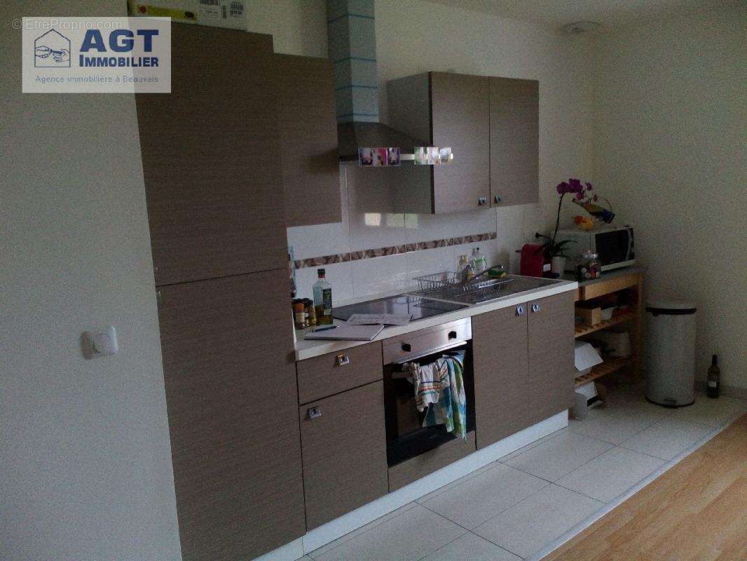 Appartement à BRESLES