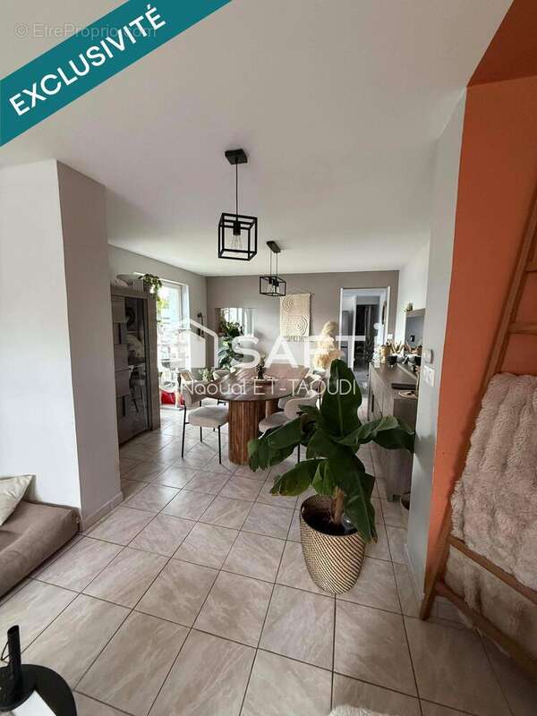 Photo 2 - Maison à MASNY