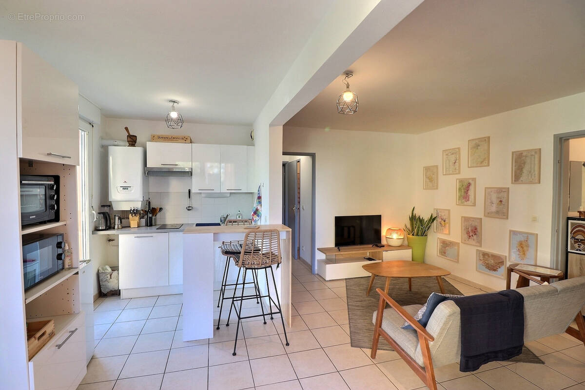 Appartement à LATTES