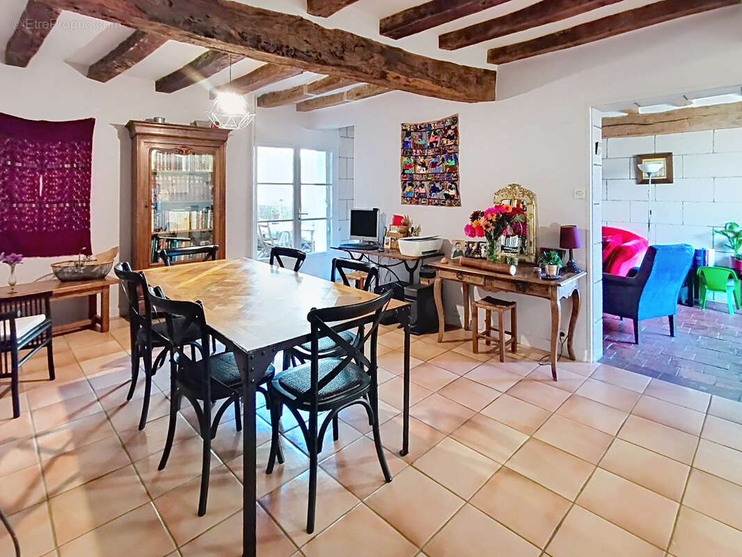 Maison à SOUZAY-CHAMPIGNY