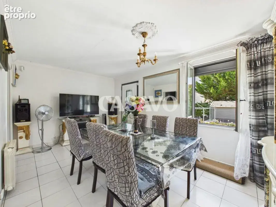 Vente Maison de ville 5 pièces de 92m² - 95140 Garges-lès-Gonesse - photo 8