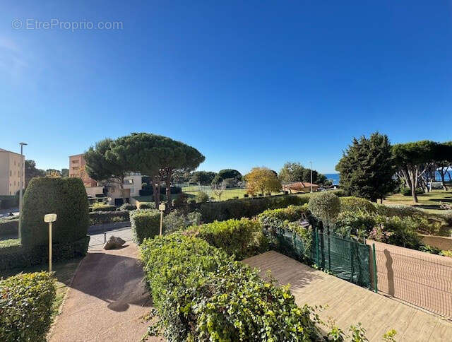 Appartement à SIX-FOURS-LES-PLAGES