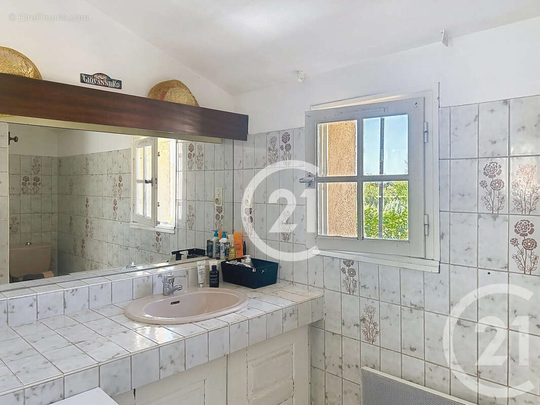 Maison 85 m² à Saint-Cyprien  - photo 10