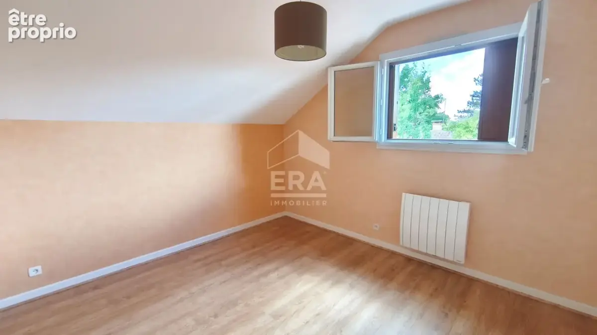 Maison 148m² à saint-denis-lès-bourg - photo 8