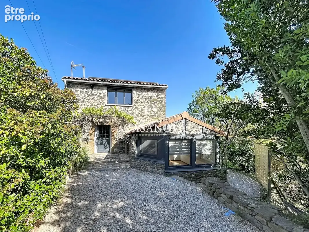 Point de VUE PANORAMIQUE. Bâti de CARACTERE avec piscine et 250 m² habitables et possibilité de projet touristique (chambres d'h - photo 7