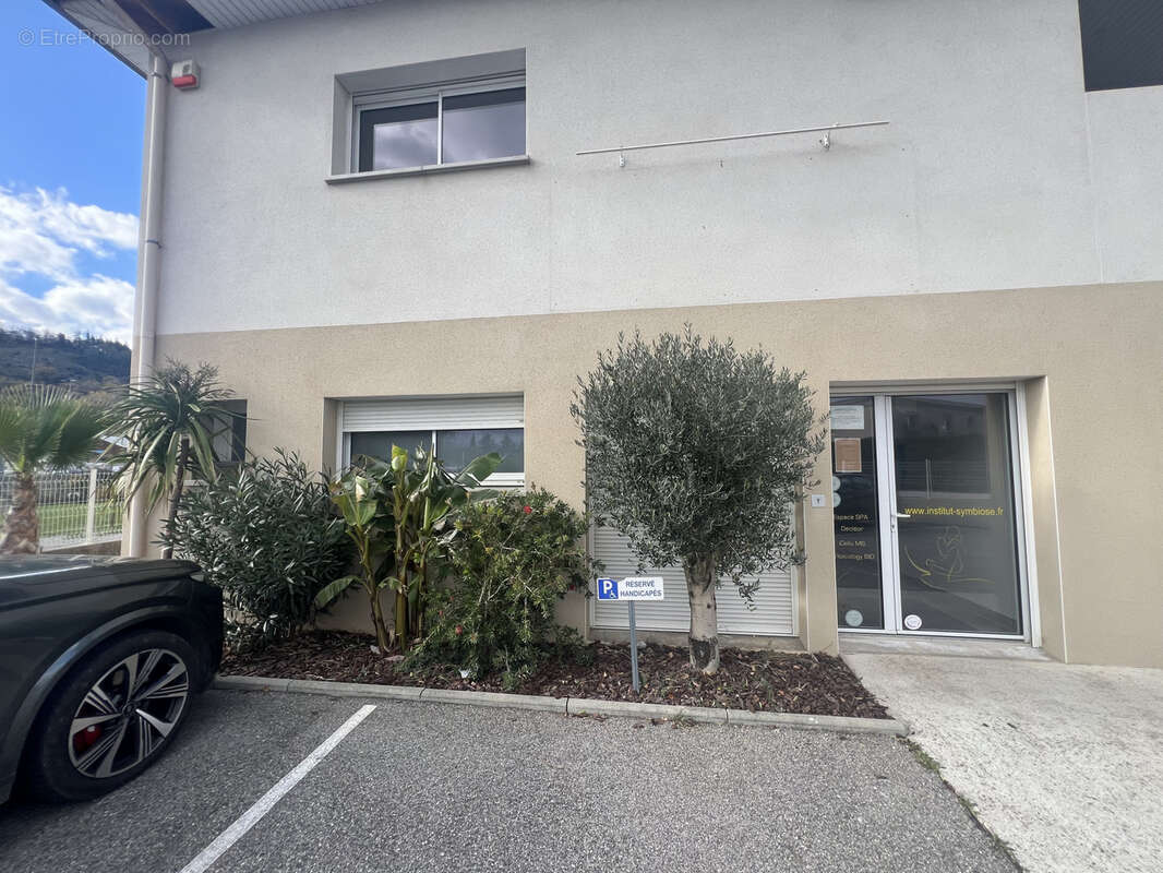 Commerce à SAINT-PERAY