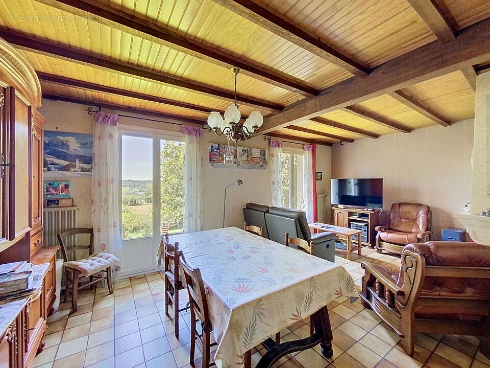 Maison à ODARS