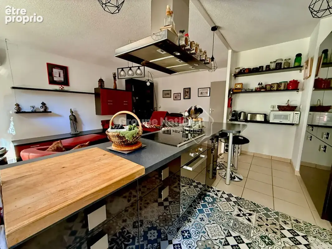Salon De Provence - Bel Air - T3 de 63 m2 avec terrasse de 15 m2 - photo 2