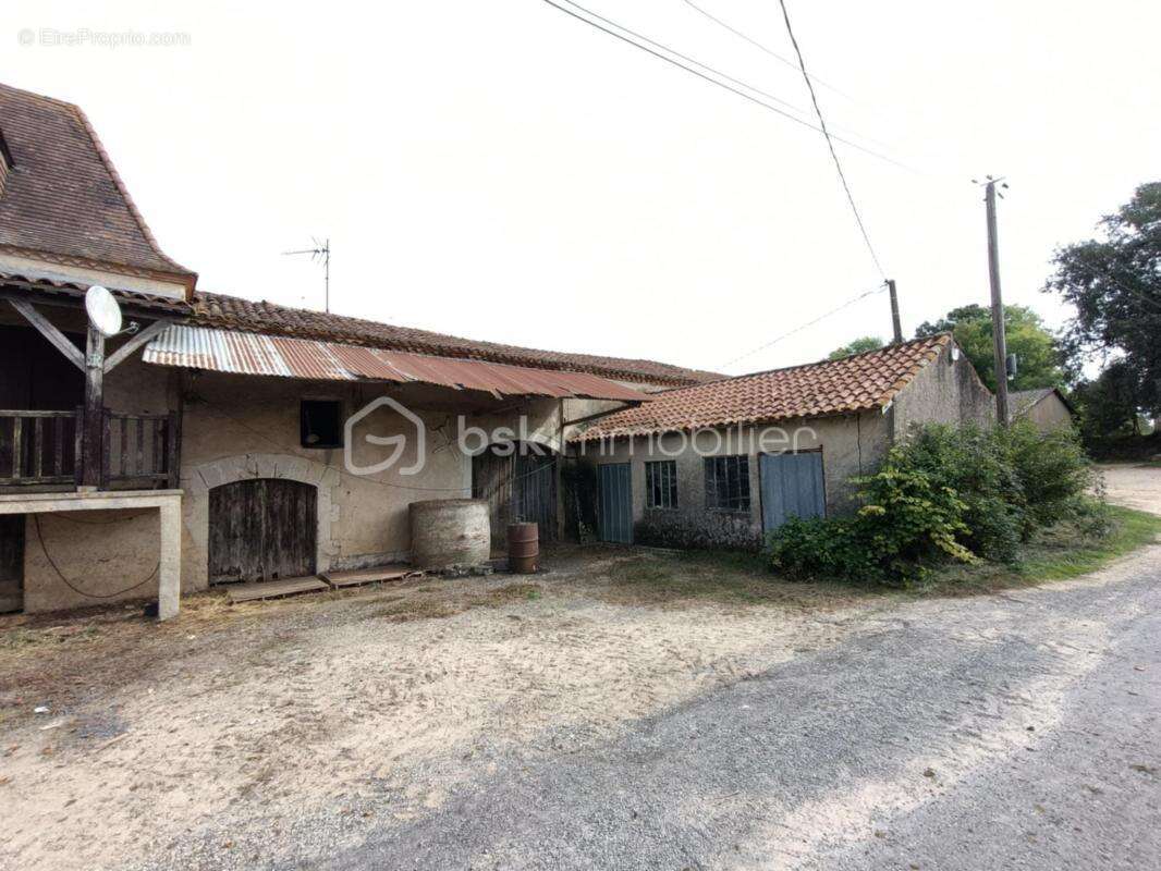 Maison à VILLEFRANCHE-DU-PERIGORD