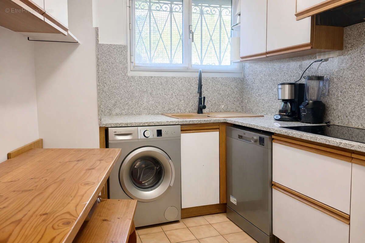 Appartement à ROQUEBRUNE-CAP-MARTIN