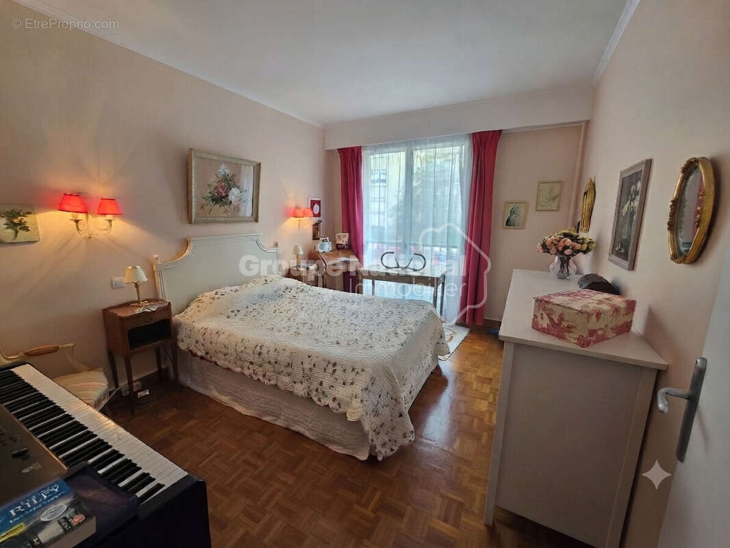 Appartement à VERSAILLES