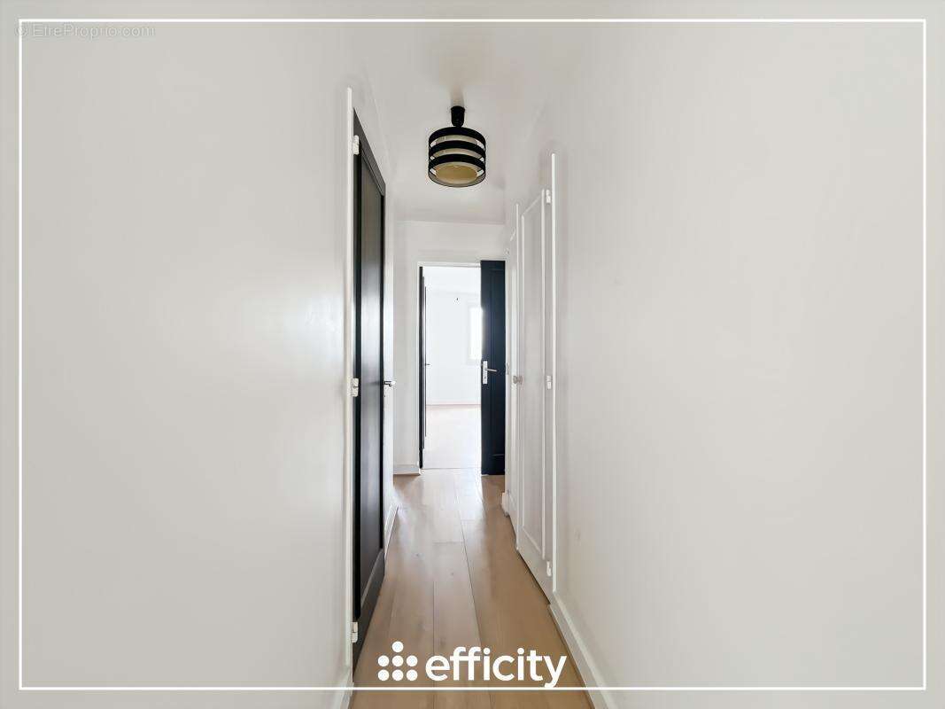 Appartement à PARIS-19E