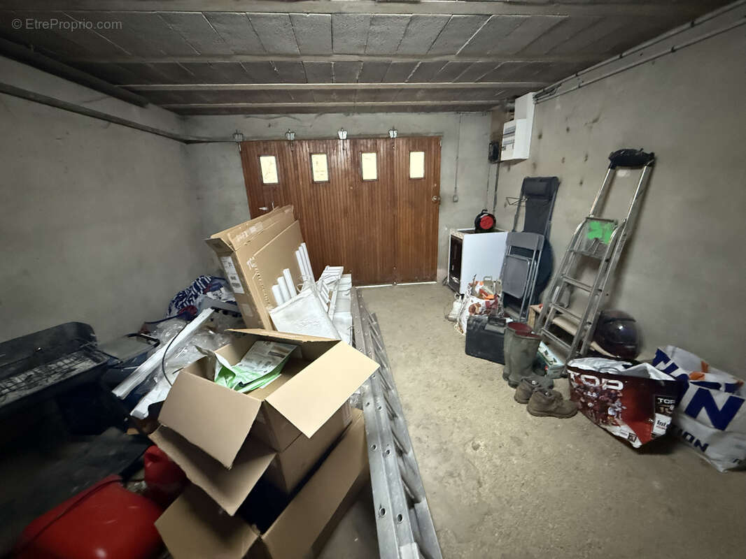 Maison à SAINT-GERMAIN-LES-SENAILLY