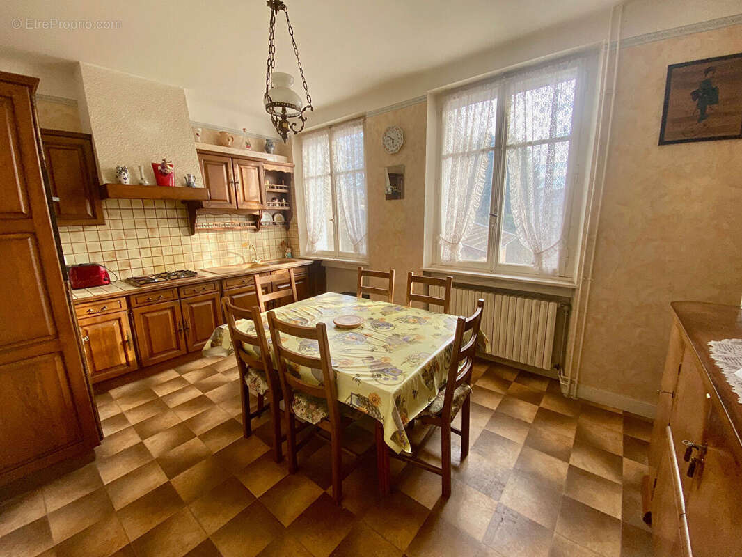 Maison à BOUZONVILLE