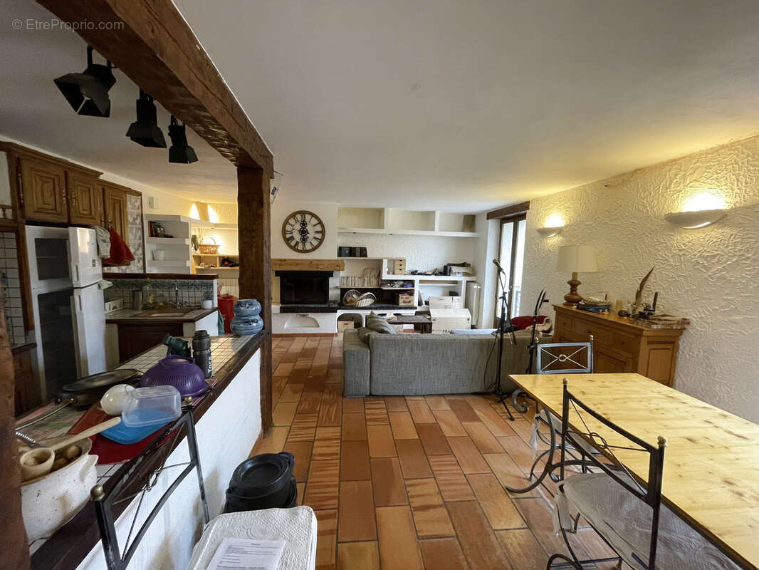 Maison à VALDEROURE