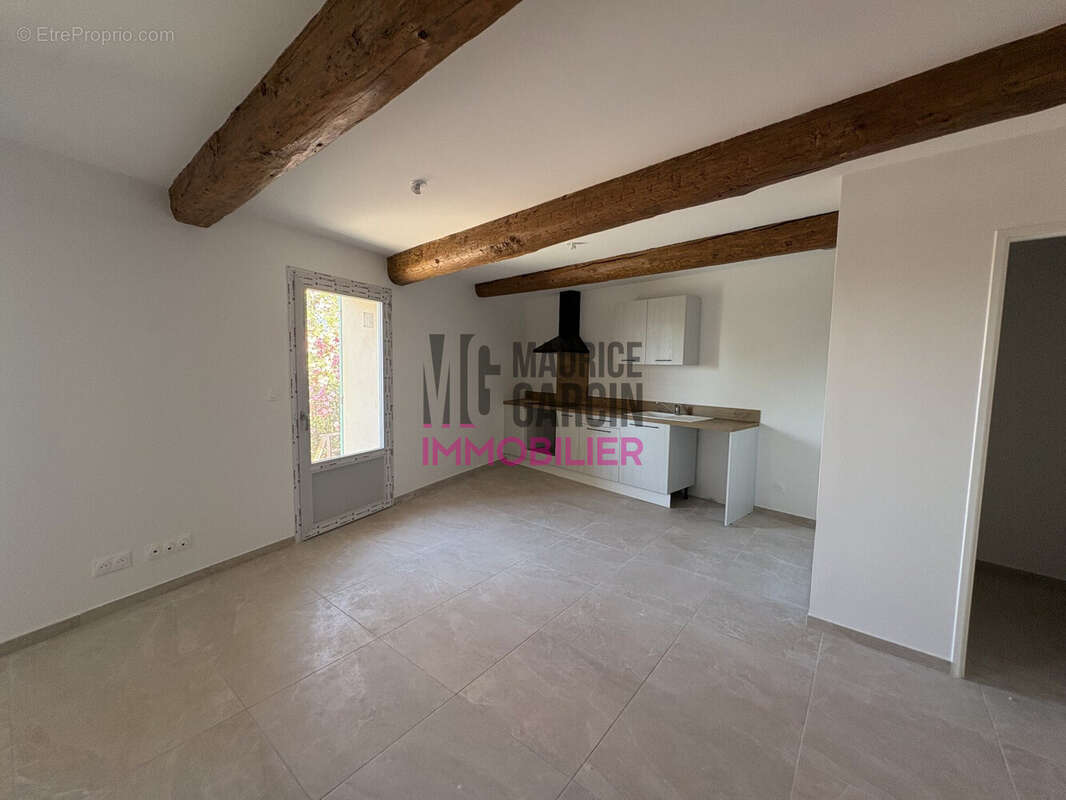 Appartement 70 m² à Vacqueyras  - photo 2