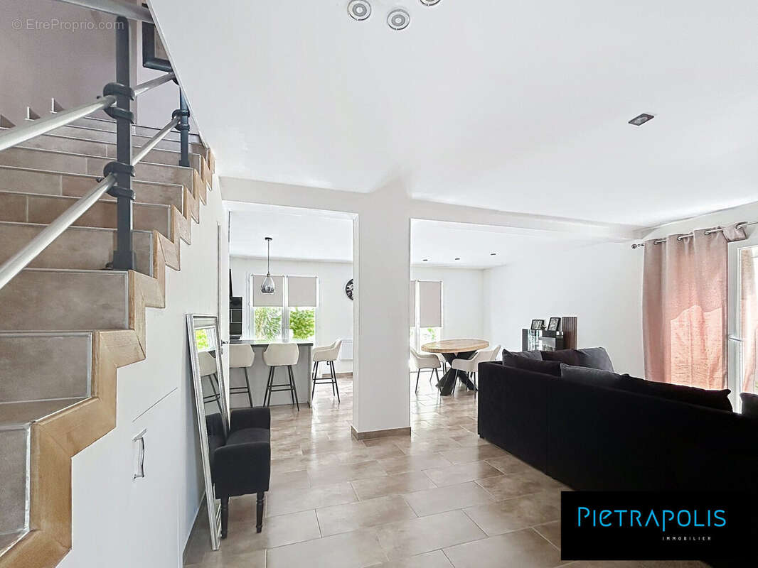Maison 105 m² à Jonage  - photo 9