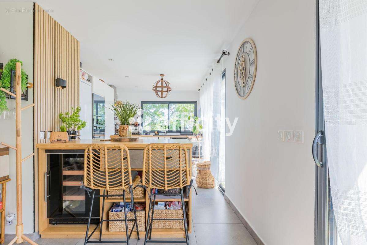 Maison à COURNONSEC