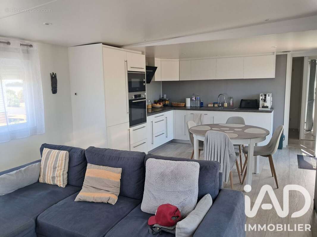 Maison 60 m² à Sainte-Foy  - photo 2