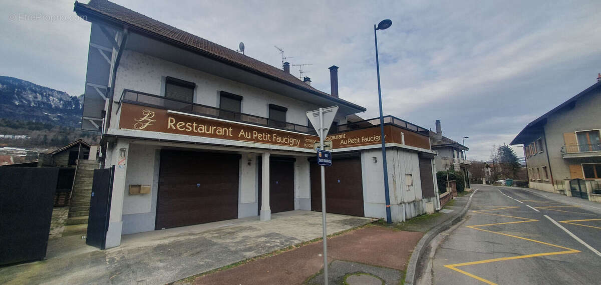 Maison à SAINT-PIERRE-EN-FAUCIGNY