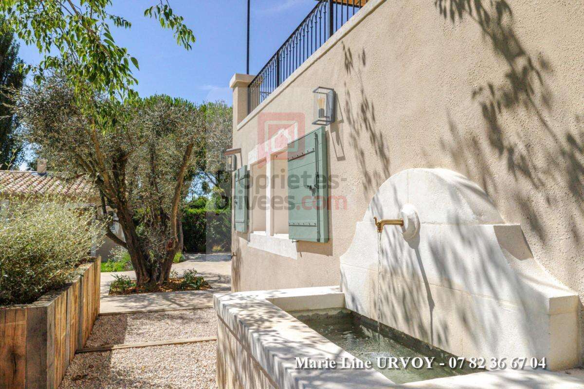 Maison à MAUSSANE-LES-ALPILLES