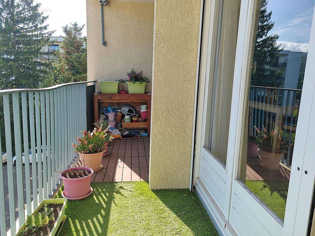 Appartement à FONTAINES-SUR-SAONE