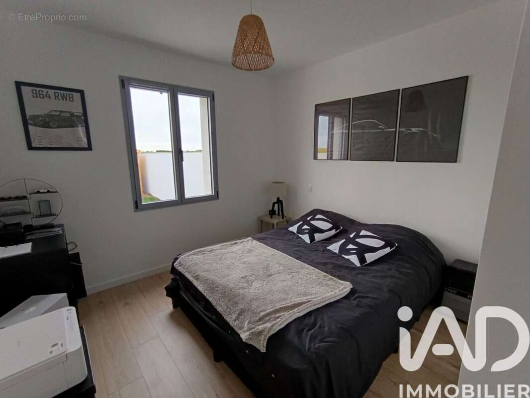 Maison 102 m² à Saint-Ouen-D'aunis  - photo 8