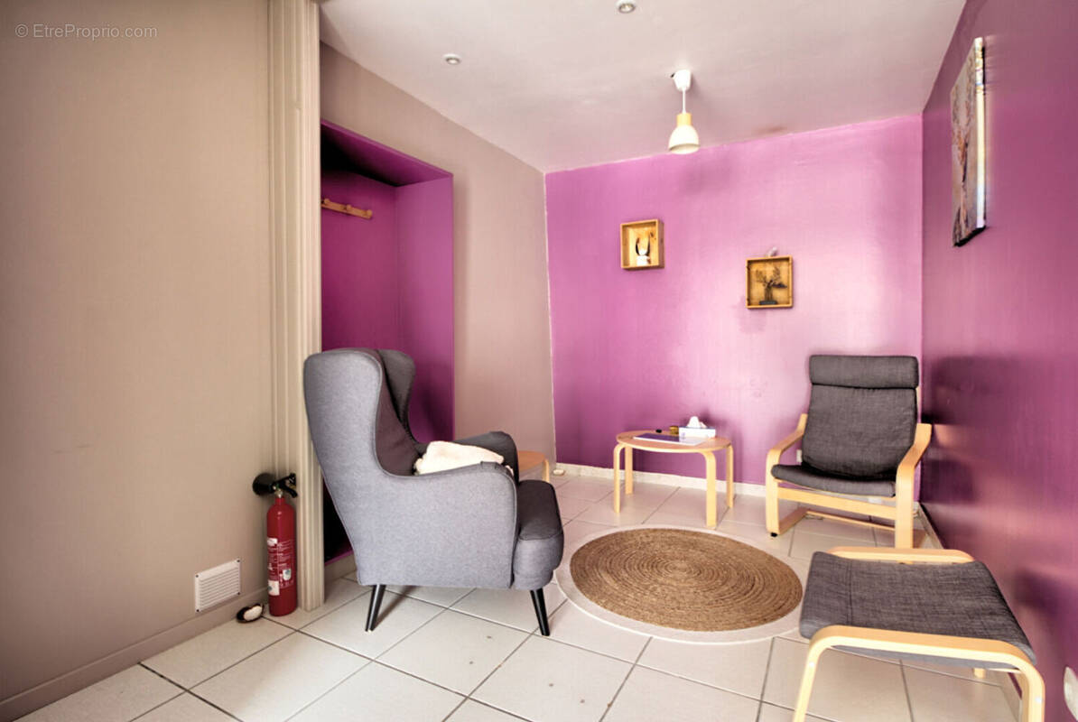 Commerce à CHALAMONT