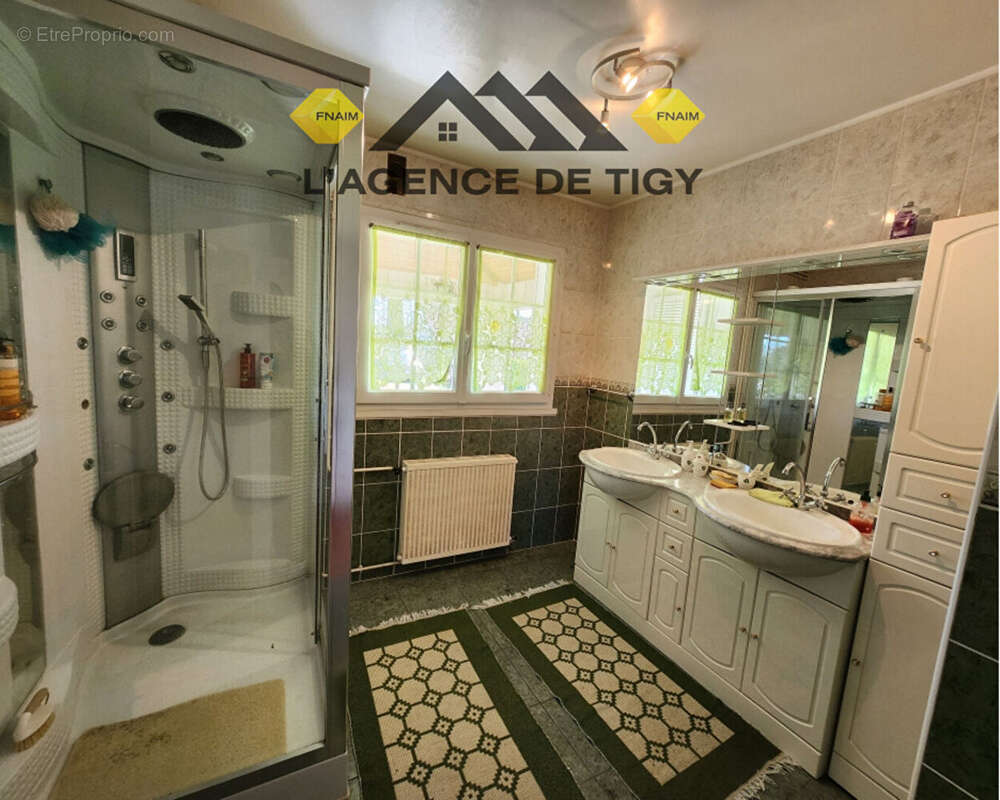 Maison à NEUVY-EN-SULLIAS