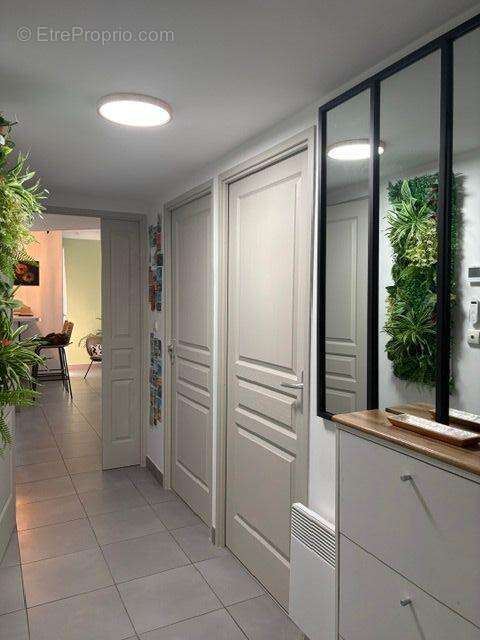 Appartement À Vendre - photo 12