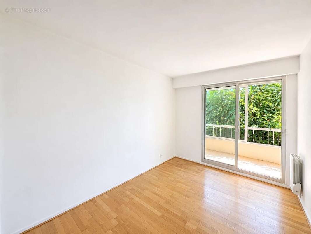 Duplex T3 72 m² Vue panoramique exceptionnelle sur Nice  Saint-Pierre-de-Féric - photo 10