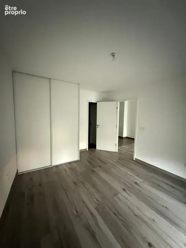 Appartement 2 pièces - Immeuble récent - Saint Maurice - Vila Canaletto 12 - photo 6