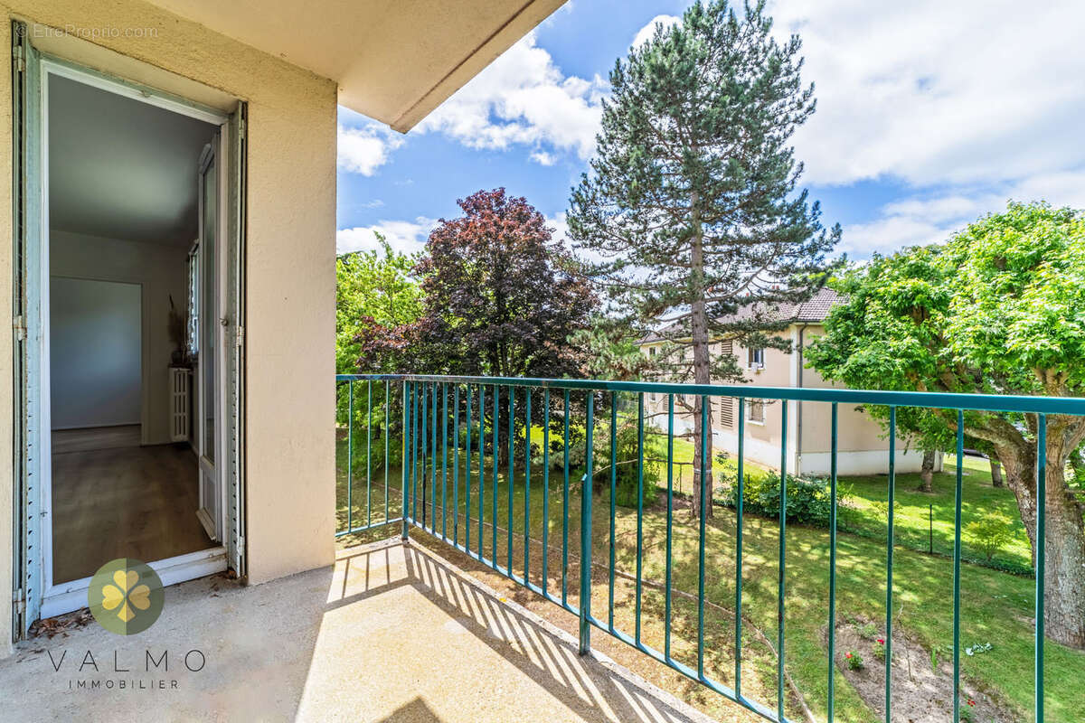 Appartement à MONTFORT-L'AMAURY