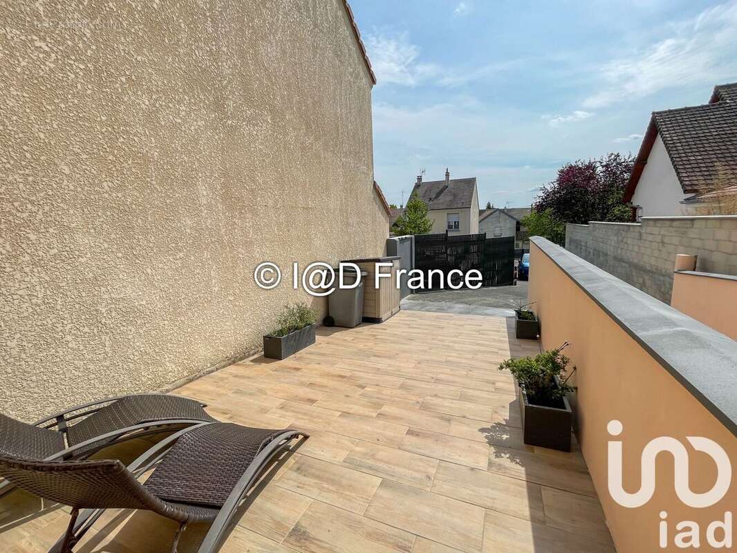 Photo 2 - Maison à BALLAINVILLIERS