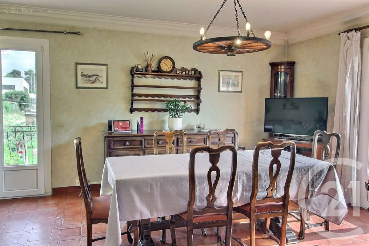 Maison à BIOT