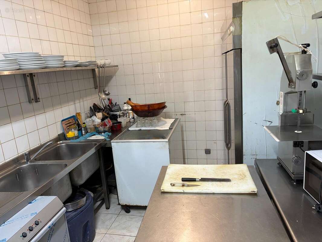 Commerce 350 m² à Saint-Mammes  - photo 6