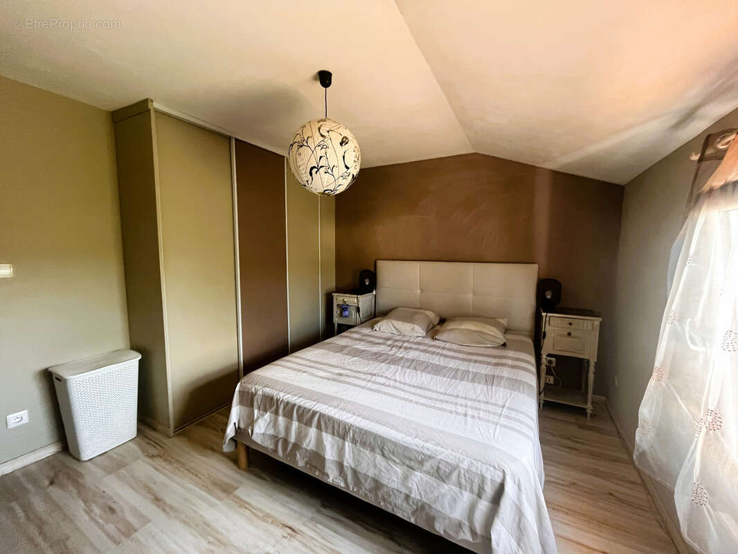 Maison rénovée   81 m2   2 chambres + bureau   Jardin sans vis-à-vis - photo 10