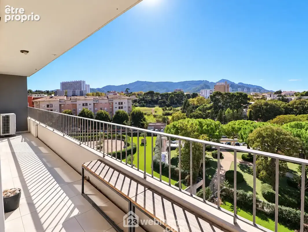 Appartement à MARSEILLE-9E