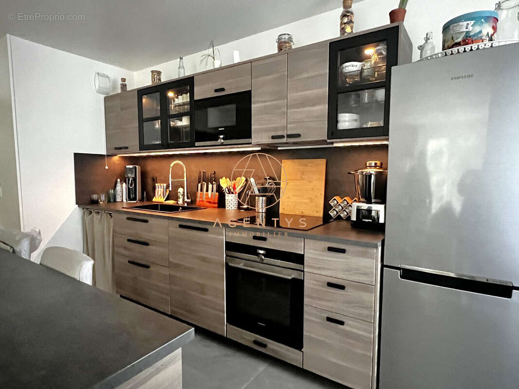 Appartement à LE PLESSIS-TREVISE